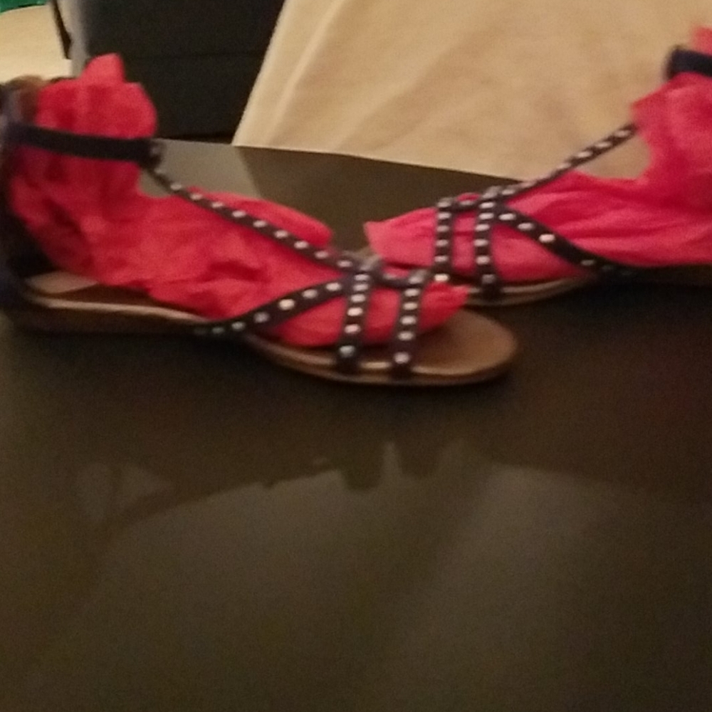 Shoes - Picture 2 of 3